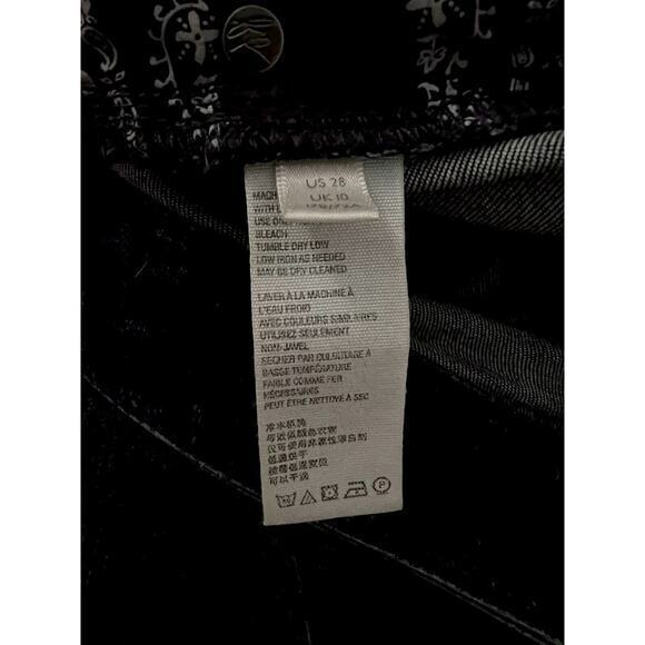 We The Free People Bell Bottom Flare Crvy Jeans Size 28 Dark Wash Raw Hem‎ - Picture 12 of 12